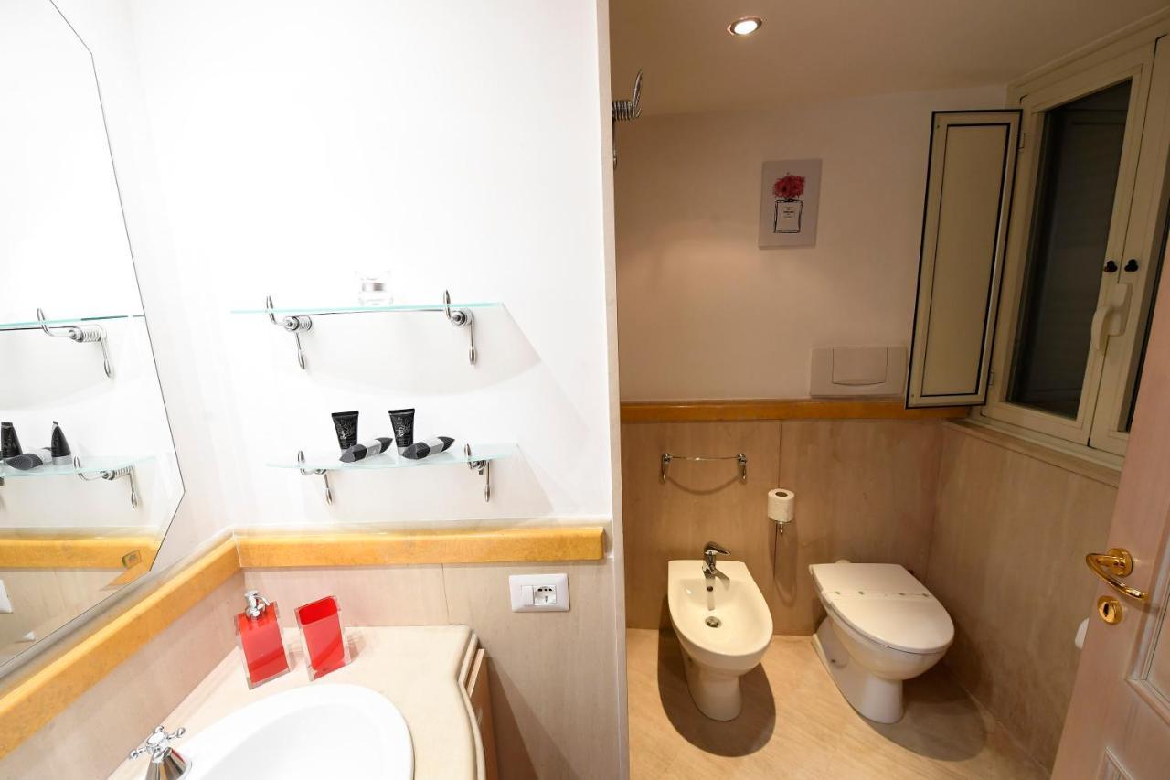 Ferienwohnung La Casa Degli Osti 2 - Piazza Navona Rom Exterior foto